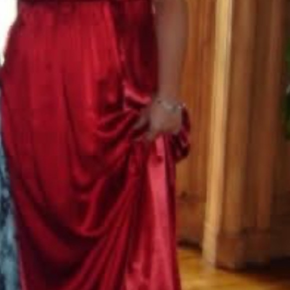 Strapless Silk Designer gown w shawl - Picture 2 of 10